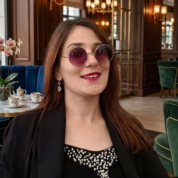Leyla Yıldırım - Kozmetik & Güzellik Influencer