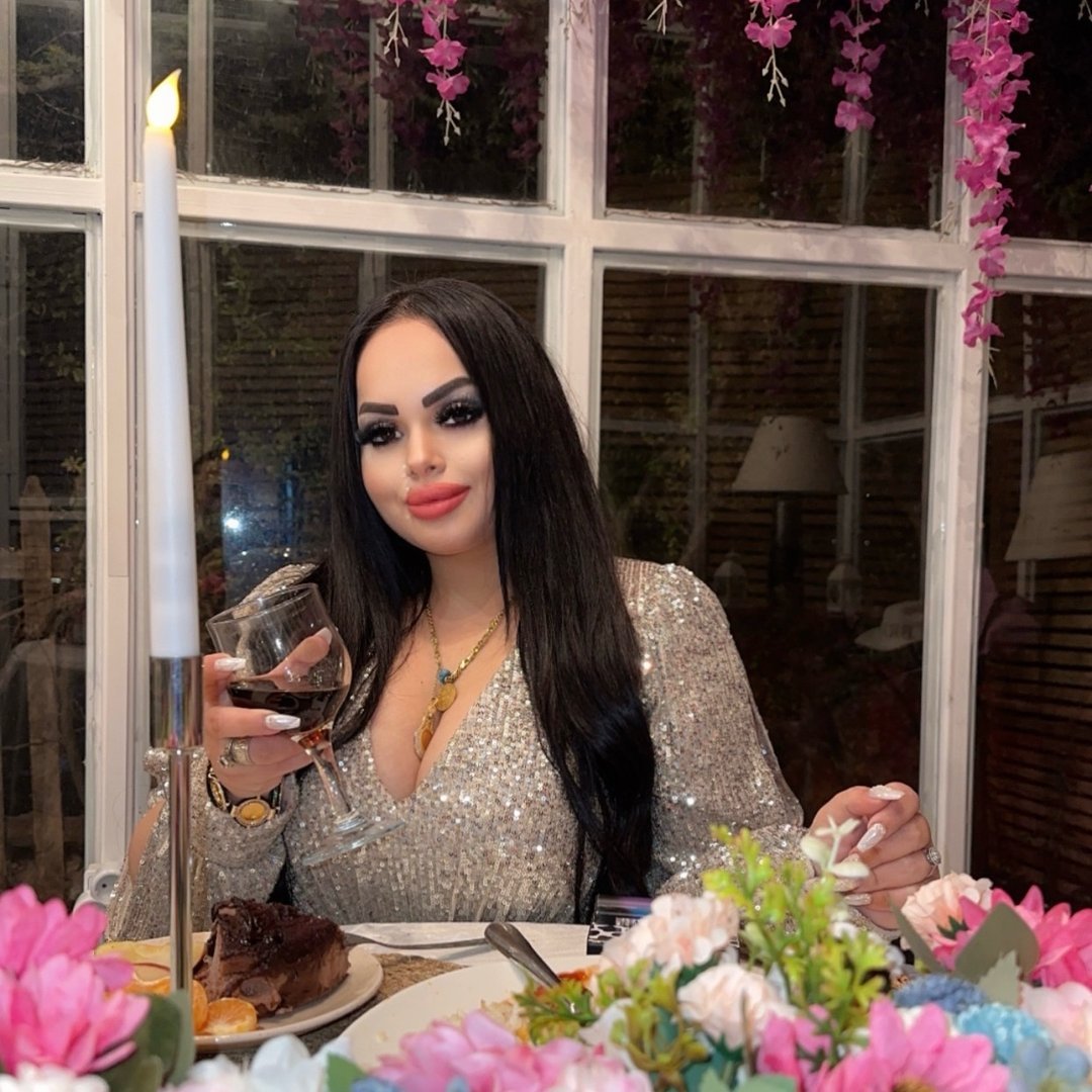 Cemre Bürücü - Teknoloji Influencer